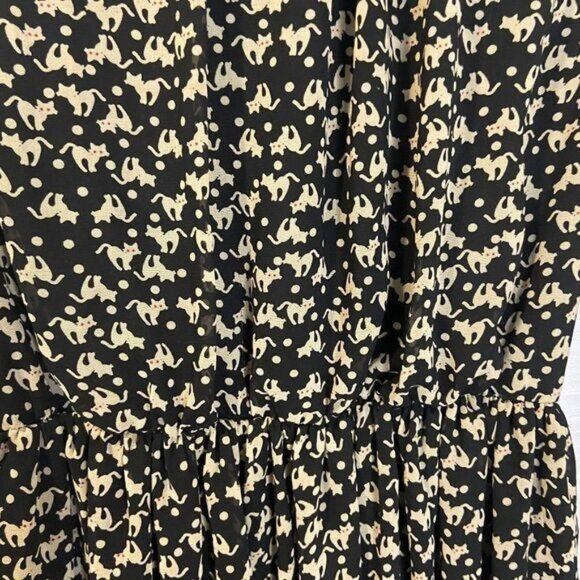 Women's Rounded Neck Flounce‎ Long Sleeve Short Dress - Picture 5 of 6